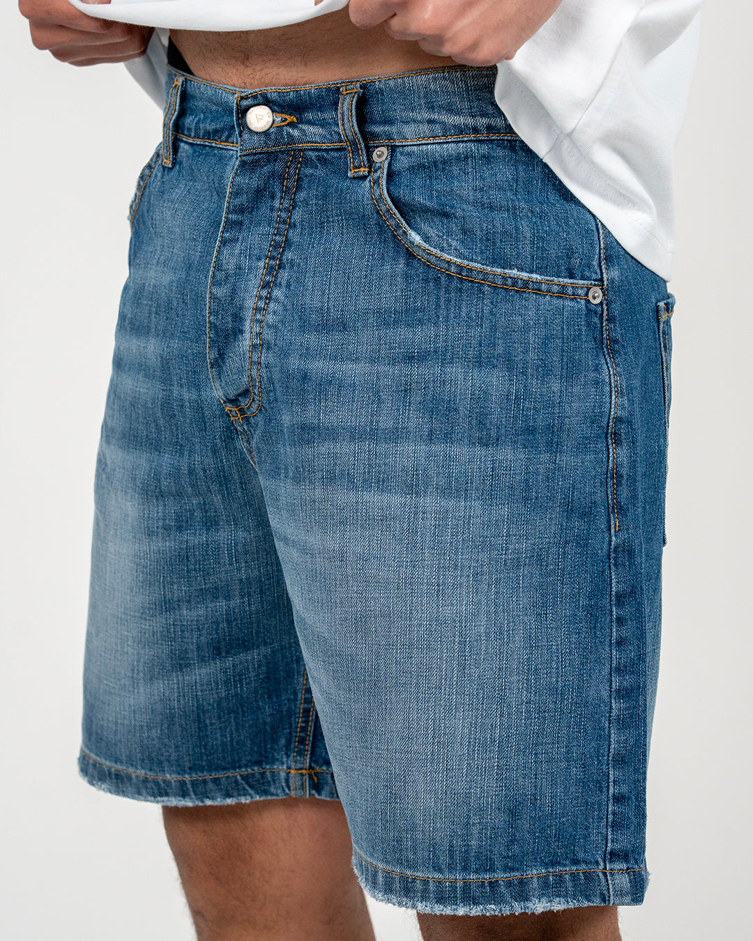 Shorts Ice