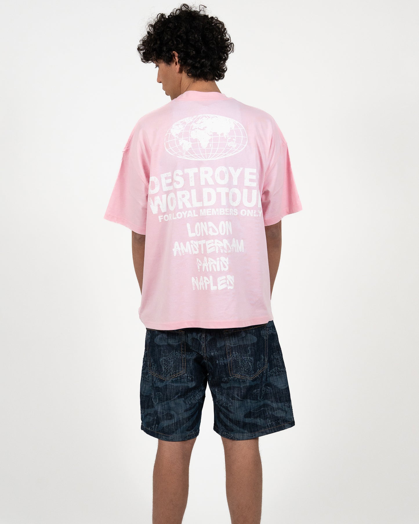 T-shirt World Tour
