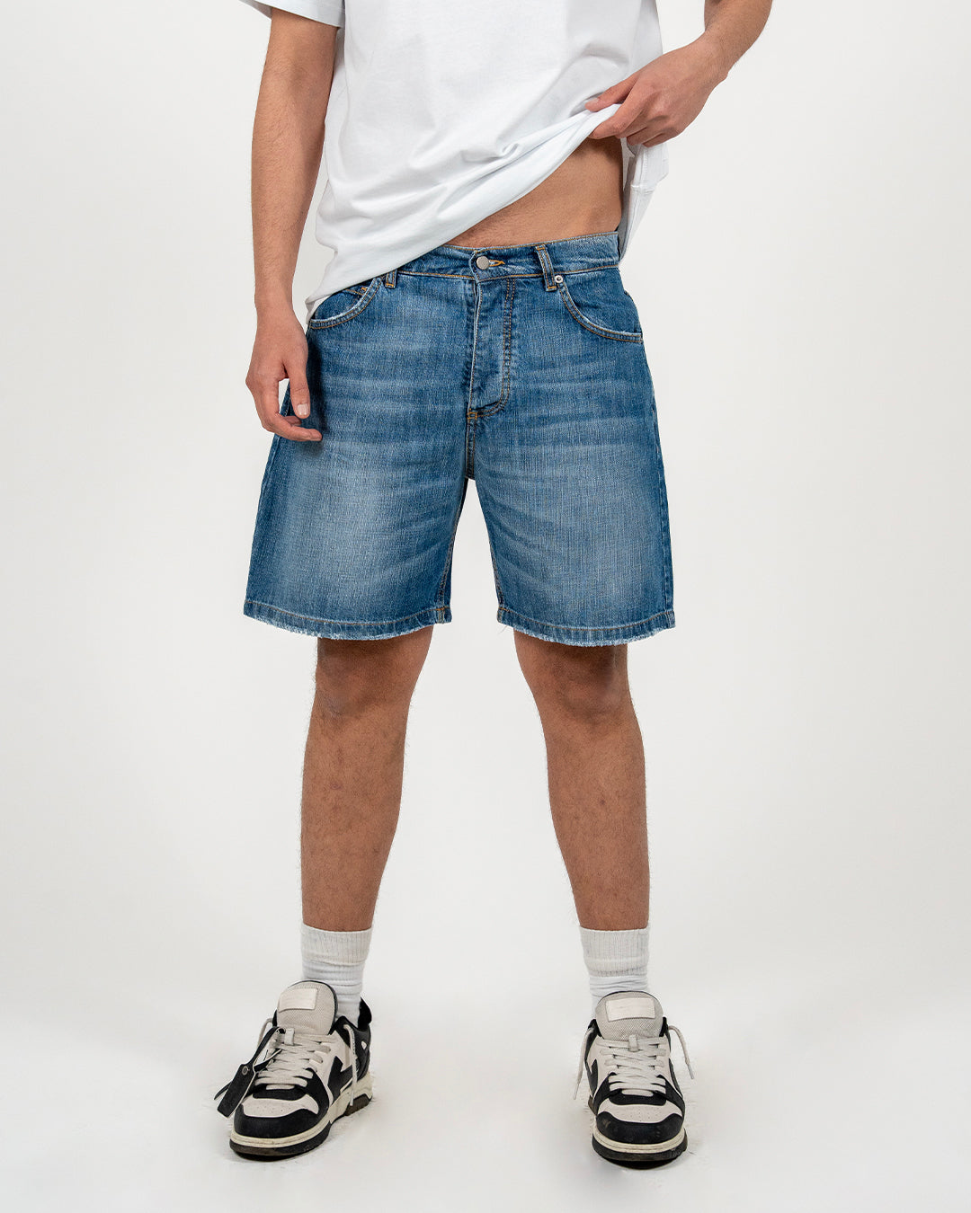 Shorts Ice